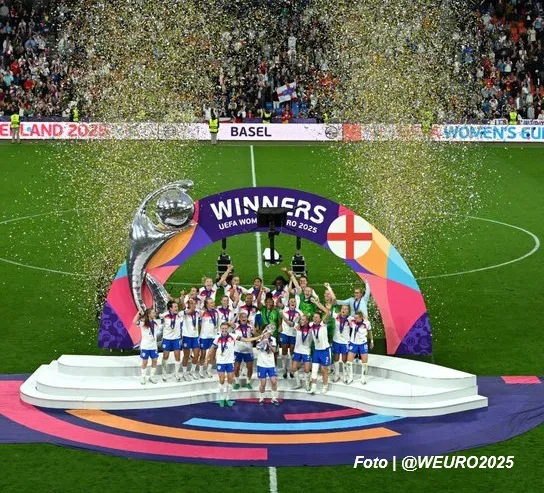 inglaterra_compeon_euro2025_femenina_@WEURO2025