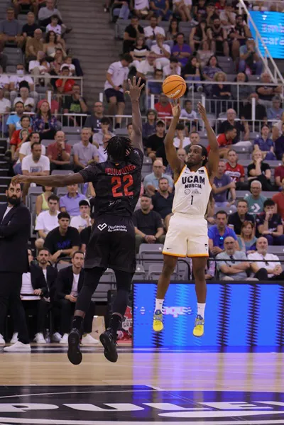 3cfced57-d5df-445b-b846-22c926f099f0