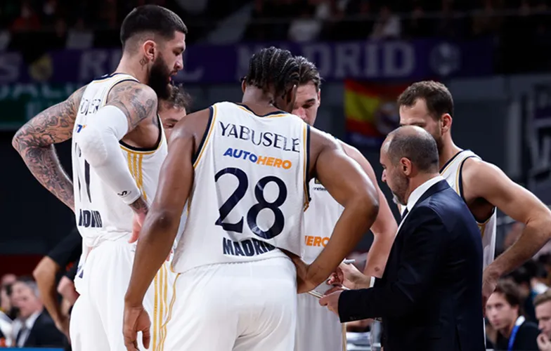 real_madrid_foto_oficial_basquet_@RMBaloncesto