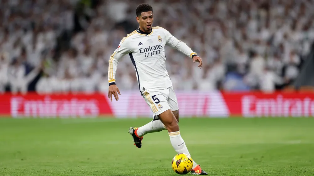 Bellingham_foto_oficial_@realmadrid