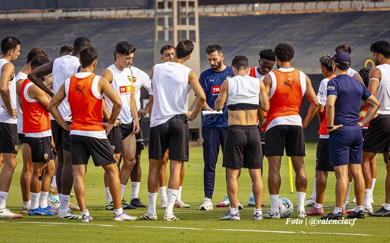 valencia_entrenamiento_foto_@valenciacf