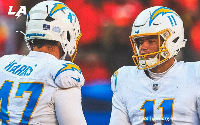 cameron_dicker_@chargers_#11