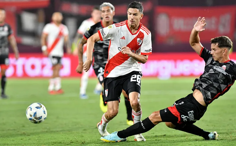 river_plate_ante_barracas_foto_Fanton Osvaldo