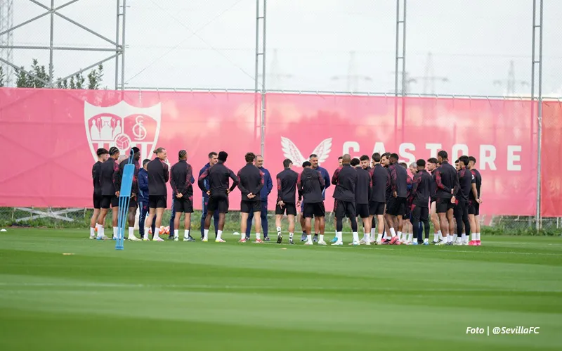 sevilla_foto_oficial_@SevillaFC