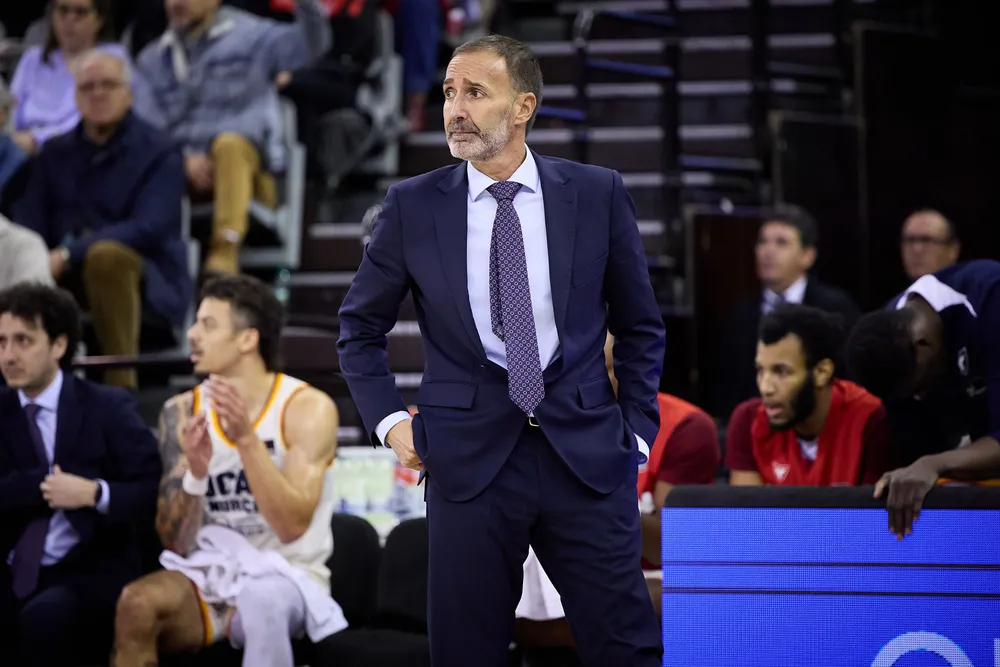 RS868116_J12 COV-UCM Firmar acb Photo - Fermin Rodriguez