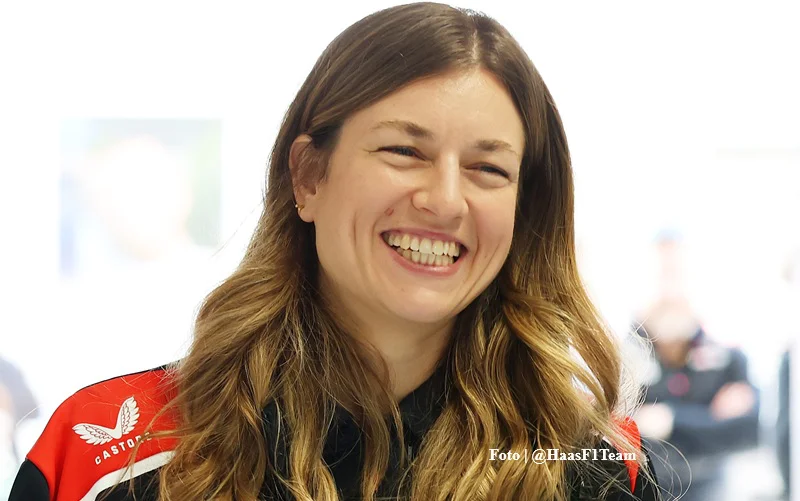 laura_muller_@HaasF1Team_portada