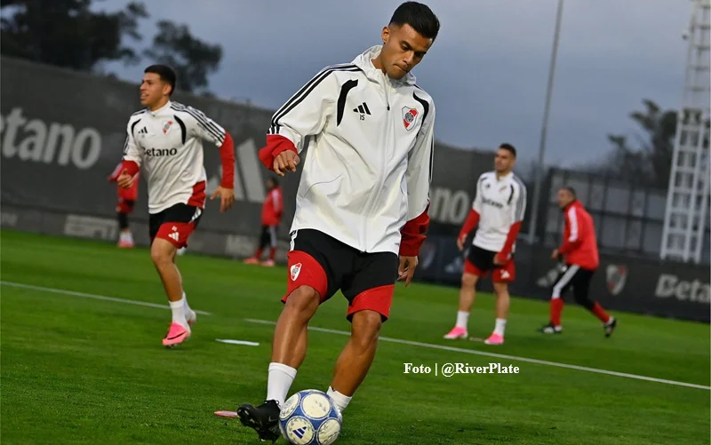 river_gimnasia_@RiverPlate