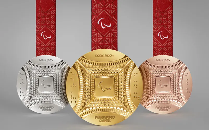 medalla_paraolimpica1_de_paris_2024_foto_oficial_@Paris2024