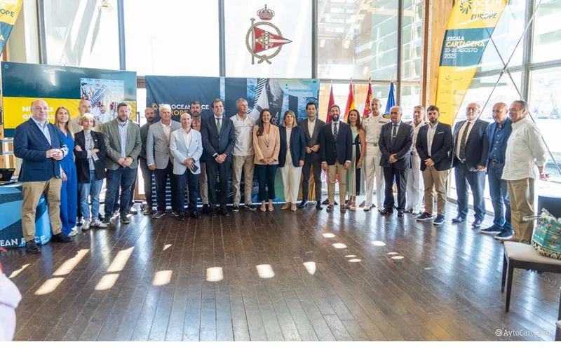 presentacion_Club de Regatas_tore