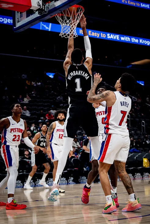 triple doble del francés Wembanyama_foto_oficial_@spurs