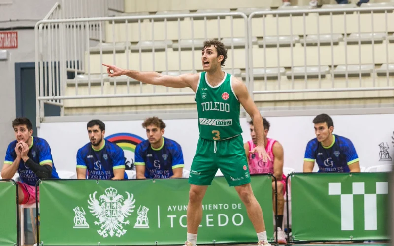 iñaki alvarez durante un partido con el cb toledo - la tribuna de toledo