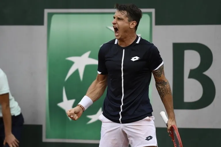 Ugo Carabelli_tenis_entre_100_del_ranking22