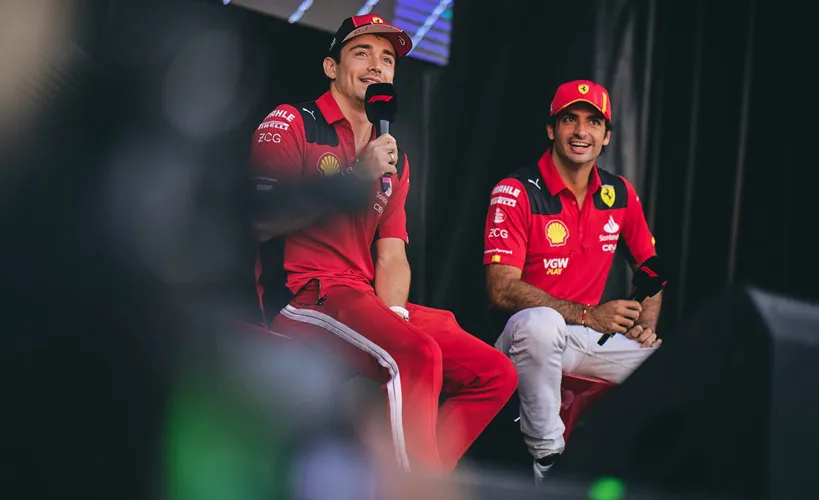 leclrec_foto_oficial_@ScuderiaFerrari