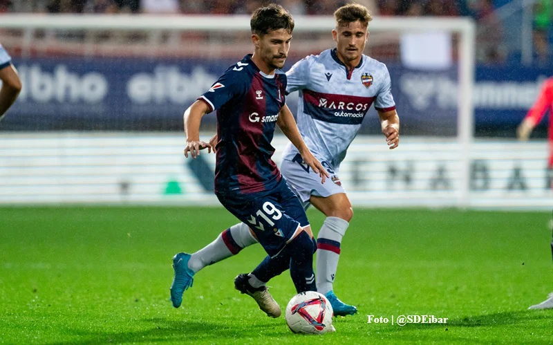 toni_villa_@SDEibar