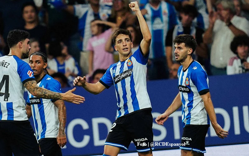 espanyol_alex_@RCDEspanyol_2627