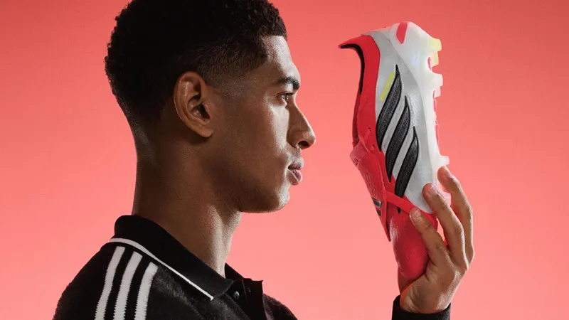 +H24625-SS26_MP1_PLAYER_JUDE-BELLINGHAM_PLAYER-X-PRODUCT_PREDATOR_OFF-PITCH_SHOT12_16x9-1372208