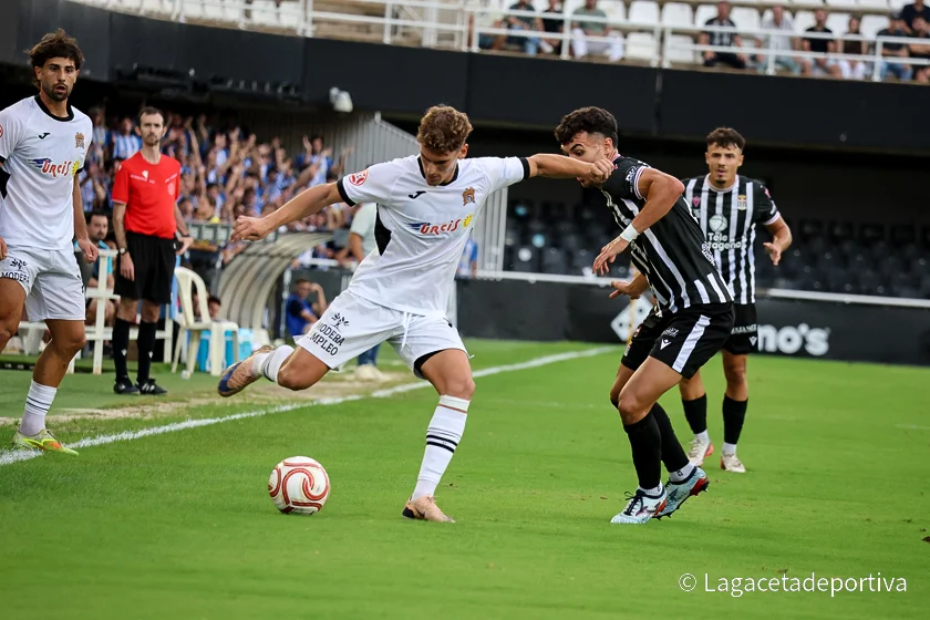 FC CARTAGENA VS AGUILAS-37