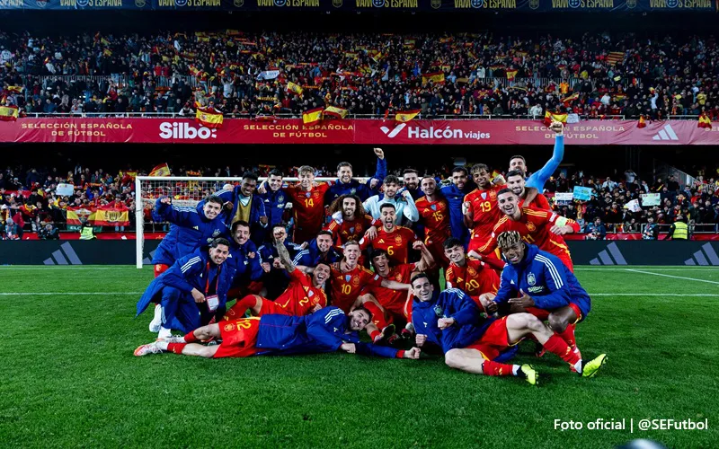 seleccion_española_foto_oficial_@SEFutbol