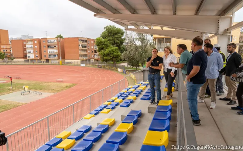 cartagena_deportes_Visita a la renovada Pista Municipal de Atletismo