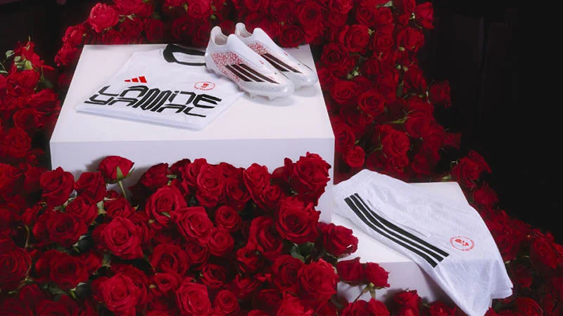 adidas_H24633-SS26_LAMINE_PACK_2D_PRODUCT_JR4441_KD6532_KD6434_01_16X9-1383439_low