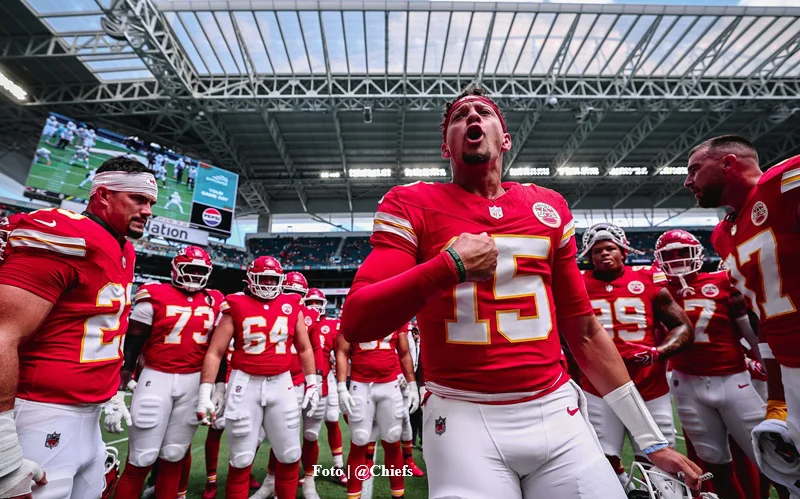 nfl_mahomes_@Chiefs_26