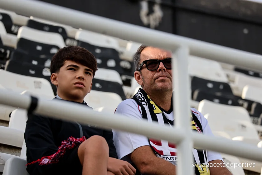 FC CARTAGENA VS AGUILAS-09