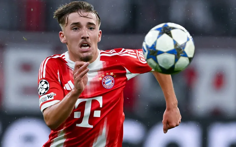 Karl_recibe_apoyo_de_88364985