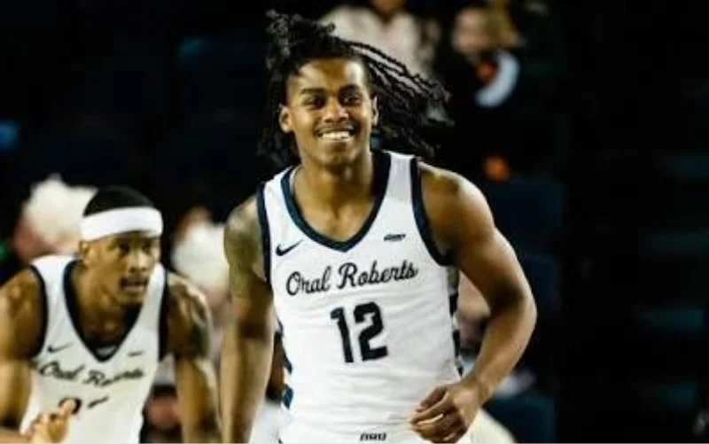 jalen miller jugando