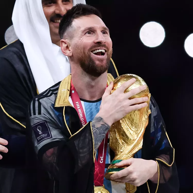 messi_aguero_y__la_copa_q22_oficial