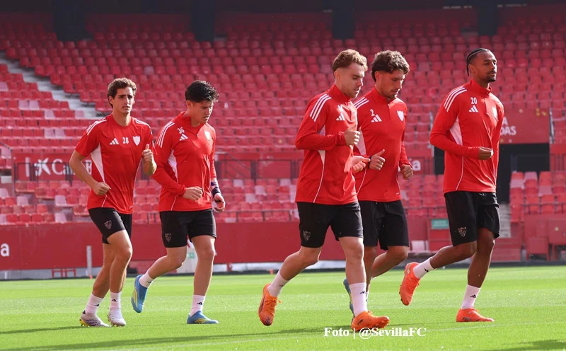 sevilla_entrenamiento_@SevillaFC_26