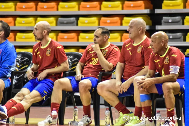 AMISTOSO ENTRE LEYENDAS DEL FUTBOL SALA DE ESPAÑA Y ANDORRA (4)