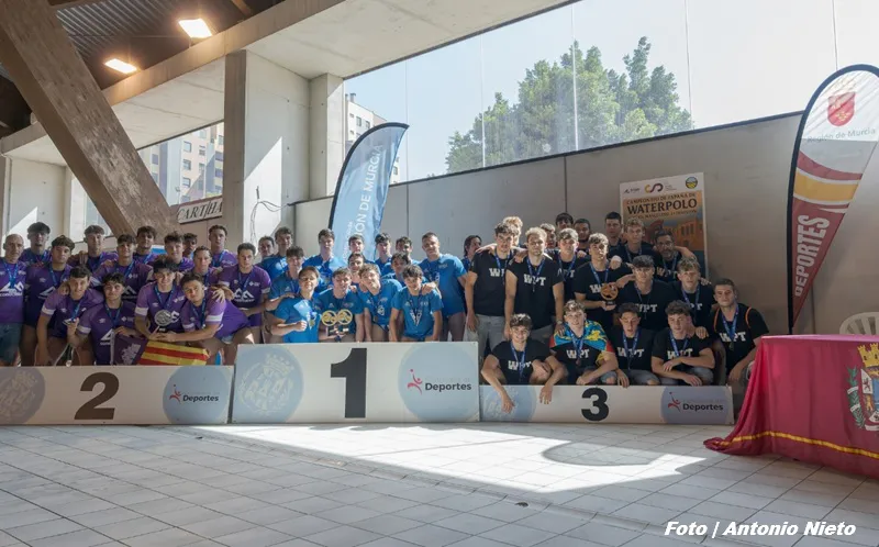 Waterpolo en la piscina del Palacio de Deportes de Cartagena_2