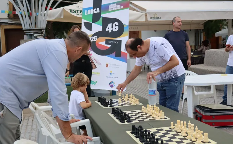 SIMULTÁNEA AJEDREZ