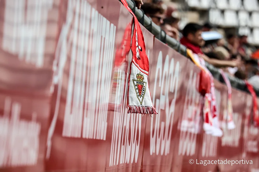 REAL MURCIA VS NASTIC -08