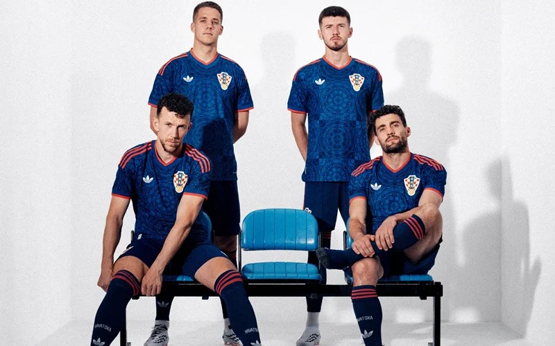 adidas_CFF_Bench_3_4_1