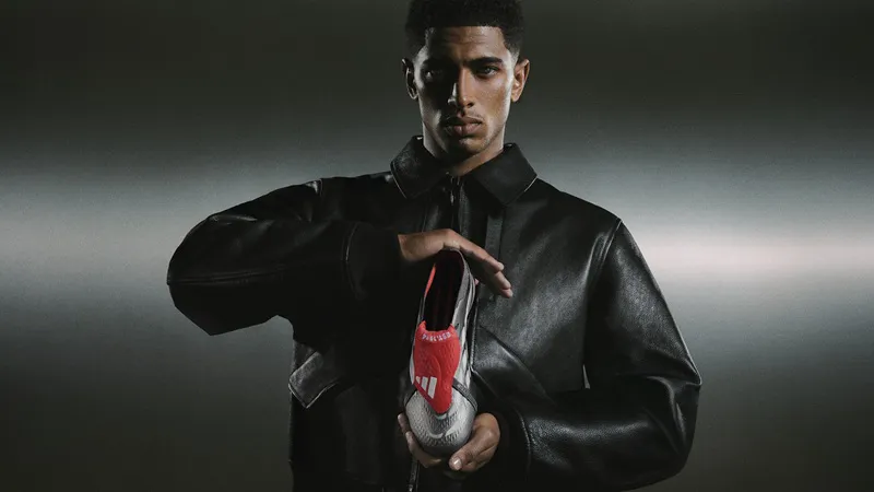 adidas_3_H24627_SS26_Q0_PLAYER_JUDE-BELLINGHAM_PREDATOR_ELITE_OFF-PITCH_SHOT022