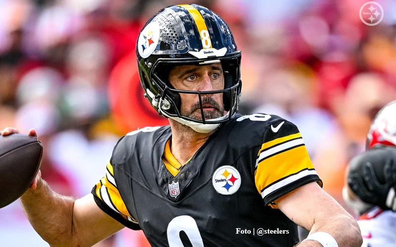 aaron_rodgers_@steelers_2