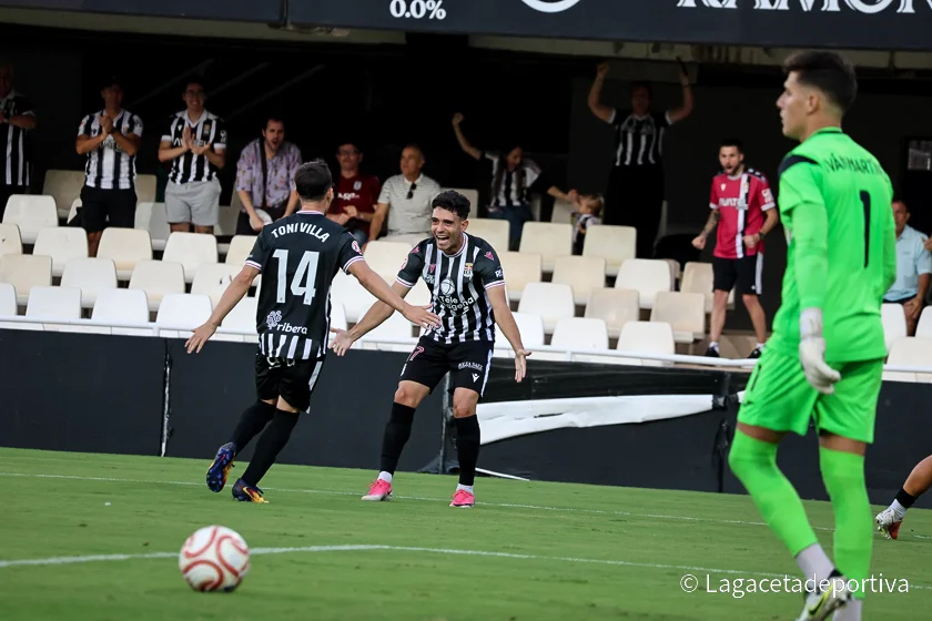 FC CARTAGENA VS AGUILAS-17