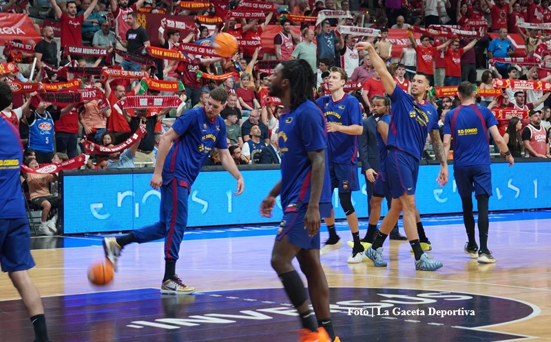 barcelona_entrada_en_calor_ucam_playoffs_2026
