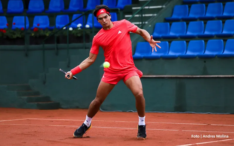 Henrique Rocha, durante el partido disputado hoy