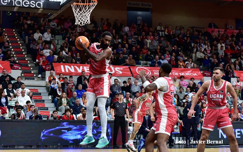 UCAM_firmar_imQuality_Javier_Bernal_140326_JBG5019