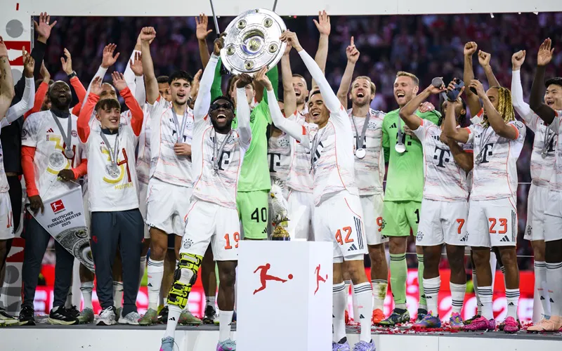 Bayern_M_nich_entra_88541097