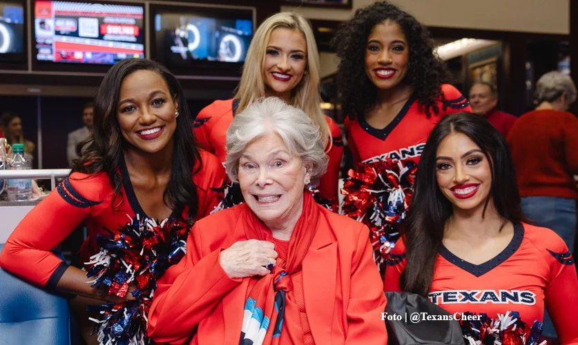 nfl_@texans_cheerleaders_Janice McNair