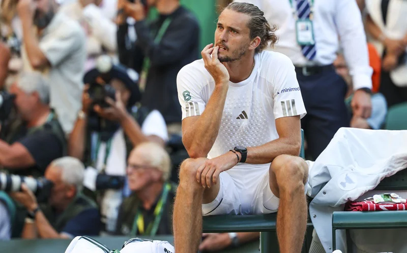 Zverev_contin_a_al_a_90322783