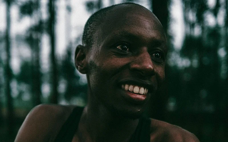 Chasing_Sub2_Documentary_Stills_3x4_3
