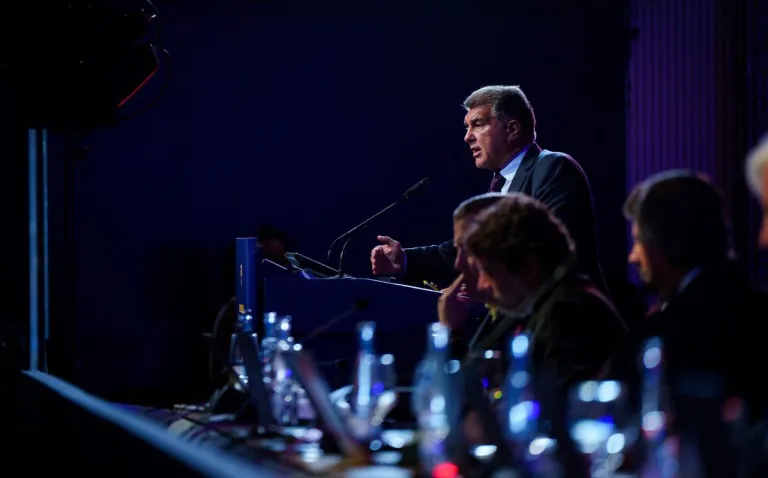 laporta_foto_oficial_@FCBarcelona_es