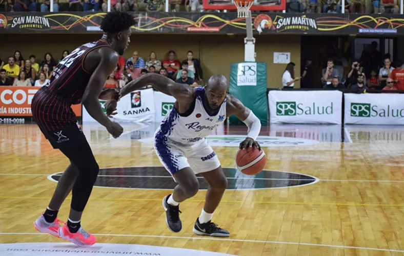 club_regatas_de_corrientes_foto_oficial_@ClubRegatasCtes