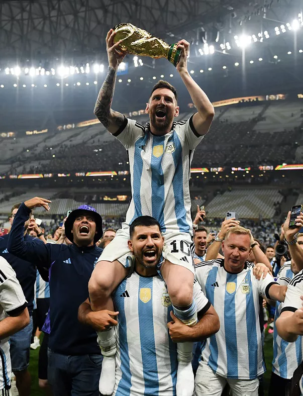 messi_aguero_qatar2022